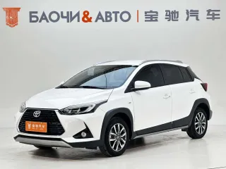 Toyota Yaris 2022 — фото 1 из 32