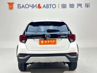 Toyota Yaris 2022 — фото 4 из 32