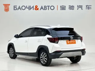 Toyota Yaris 2022 — фото 7 из 32