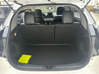 Toyota Yaris 2022 — фото 28 из 32