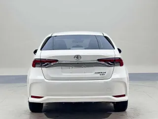 Toyota Corolla 2023 — фото 6 из 32