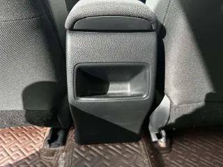 Toyota Corolla 2023 — фото 13 из 32