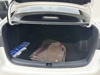 Toyota Corolla 2023 — фото 30 из 32