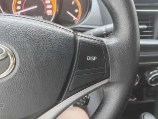 Toyota Yaris 2022 — фото 12 из 29