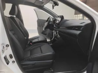 Toyota Yaris 2022 — фото 24 из 29