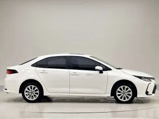 Toyota Corolla 2022 — фото 9 из 31