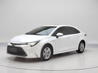 Toyota Levin 2022 — фото 1 из 33