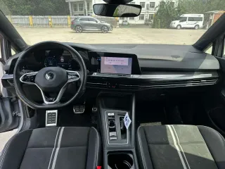Volkswagen Golf R-Line 2023 — фото 23 из 33