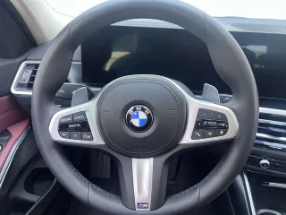 BMW 3 Series 2023 — фото 9 из 32