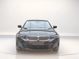 BMW 3 Series 2023 — фото 3 из 31