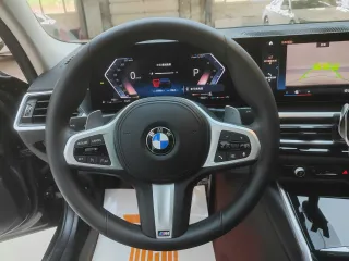 BMW 3 Series 2023 — фото 18 из 31