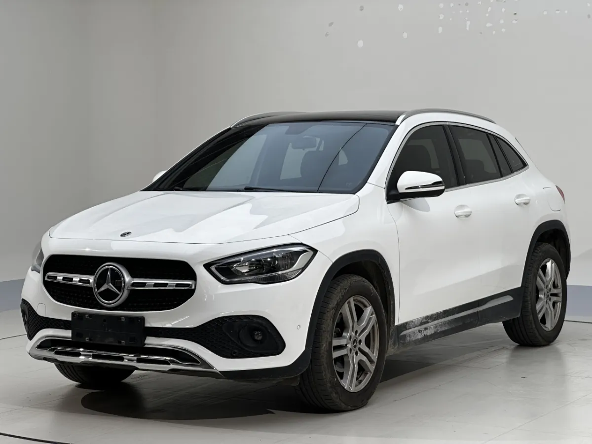 Mercedes GLA