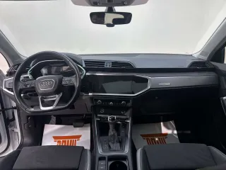 Audi Q3 2022 — фото 26 из 34