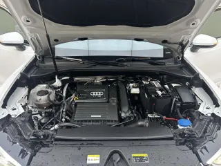 Audi Q3 2022 — фото 29 из 34