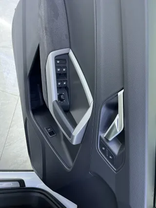 Audi Q3 2023 — фото 18 из 19