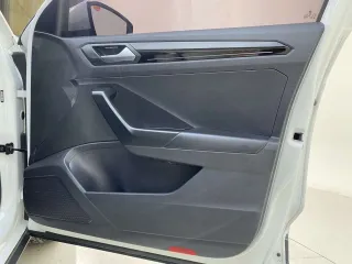 Volkswagen T-Roc 2022 — фото 30 из 31