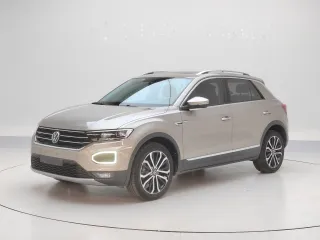 Volkswagen T-Roc 2022 — фото 1 из 33