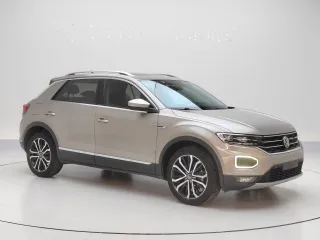 Volkswagen T-Roc 2022 — фото 5 из 33
