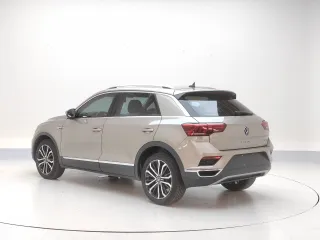 Volkswagen T-Roc 2022 — фото 11 из 33