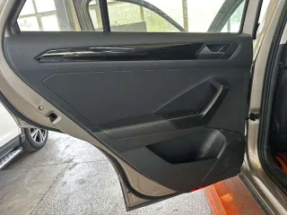 Volkswagen T-Roc 2022 — фото 21 из 33