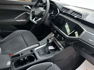Audi Q3 2022 — фото 12 из 34