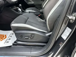 Audi Q3 2022 — фото 13 из 34