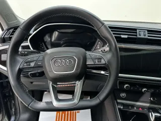 Audi Q3 2022 — фото 18 из 34