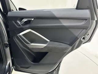 Audi Q3 2022 — фото 22 из 34