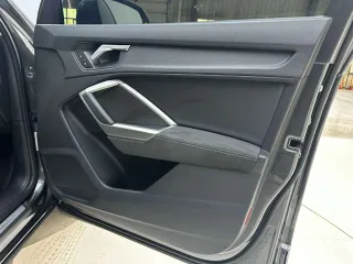 Audi Q3 2022 — фото 27 из 33