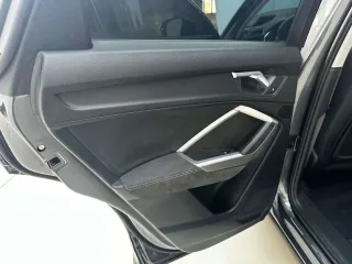 Audi Q3 2022 — фото 31 из 33