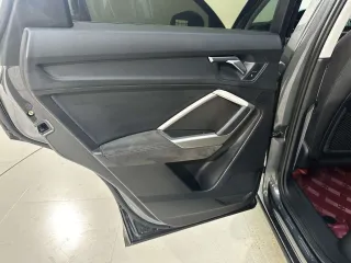 Audi Q3 2022 — фото 27 из 33