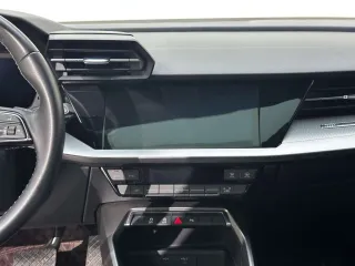Audi A3L 2023 — фото 25 из 33