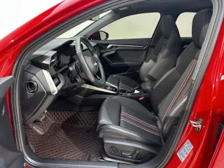Audi A3L 2023 — фото 26 из 33