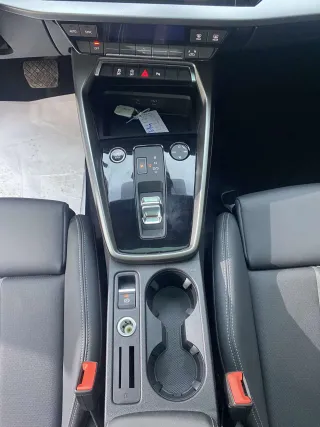 Audi A3L 2022 — фото 11 из 29