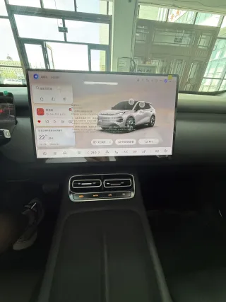 Changan Qiyuan Nevo Q05 2025 — фото 13 из 17