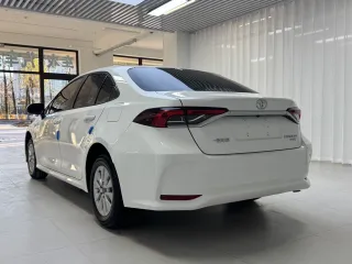 Toyota Corolla 2023 — фото 24 из 29
