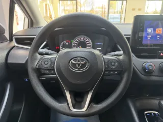Toyota Corolla 2023 — фото 19 из 29
