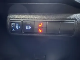 Toyota Corolla 2023 — фото 9 из 29
