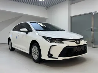 Toyota Corolla 2023 — фото 2 из 29