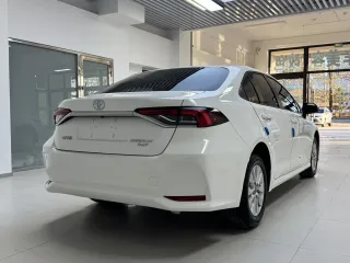 Toyota Corolla 2023 — фото 23 из 29