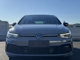 Volkswagen Golf 2022 — фото 26 из 57