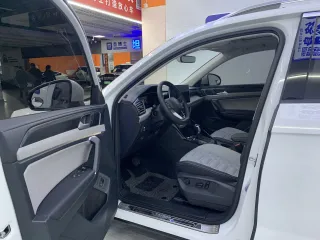 Volkswagen Tayron 2022 — фото 6 из 29