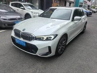 BMW 3-Series 2023 — фото 5 из 15