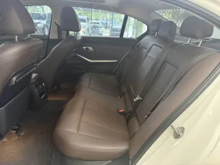 BMW 3-Series 2021 — фото 17 из 24