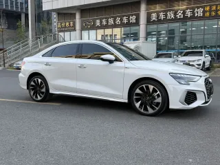 Audi A3 2022 — фото 7 из 21