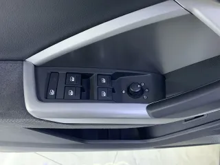 Audi Q3 2022 — фото 31 из 58