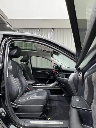 Haval H6 2023 — фото 8 из 13