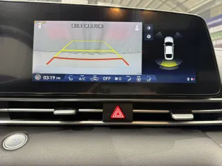 Hyundai Elantra 2022 — фото 10 из 27