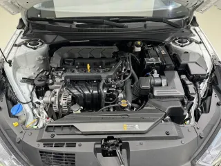 Hyundai Elantra 2022 — фото 6 из 27