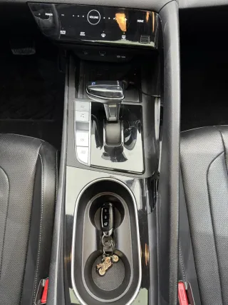 Hyundai Elantra 2022 — фото 15 из 27